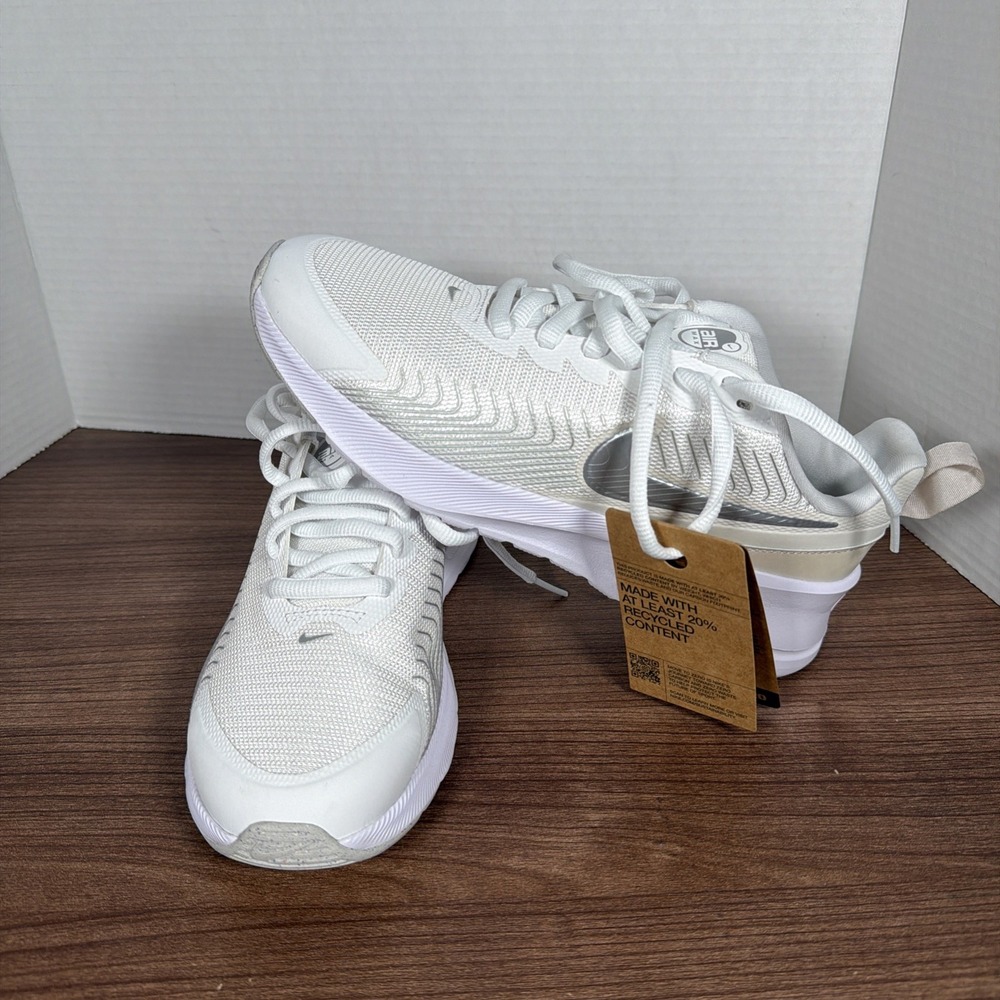 Nike Women's Air Max Nuaxis SE Running Training Shoes White Silver Size 8.5